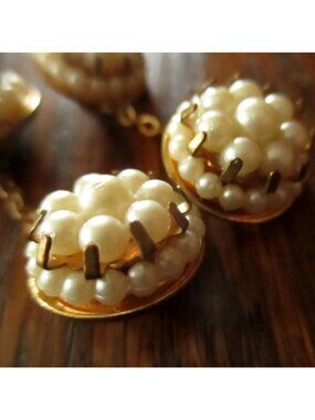 Vintage Pearl Cluster Cufflinks With Gold-Tone Chain Links For Formal Wear